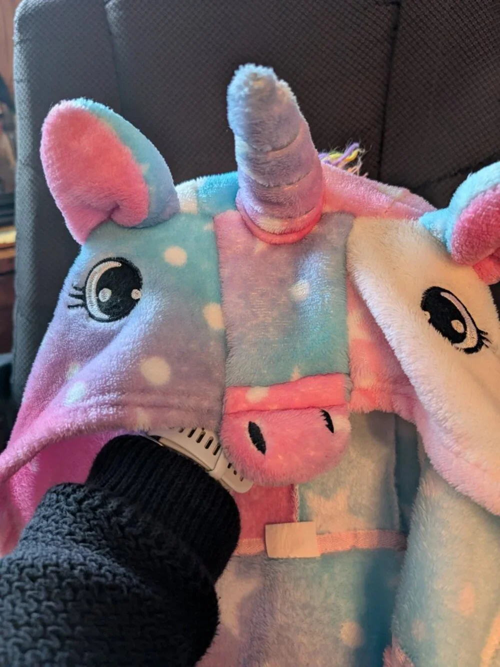 Unicorn robe and slippers size 4-5. Pink blue stars